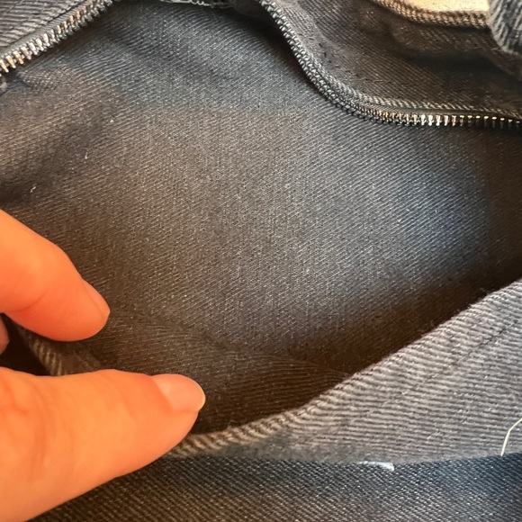 NWOT AC/DC black denim tote bag w cool details & zippered top, pockets in & out😊 - Picture 10 of 10